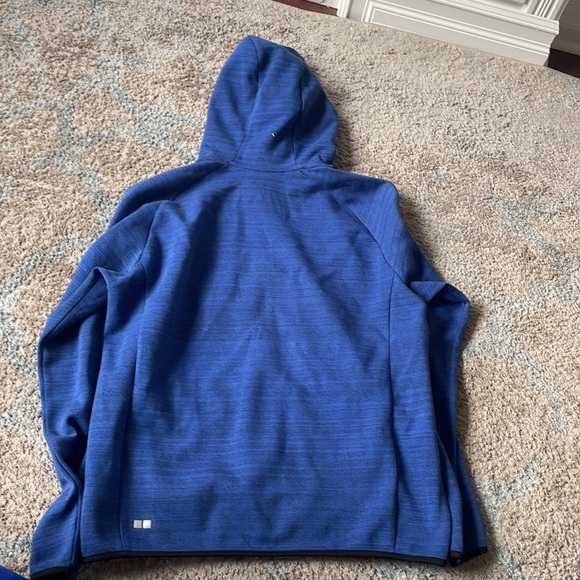 Blue Uniqlo tech sweatshirt - Picture 2 of 2
